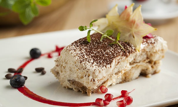 Domowy deser Tiramisu